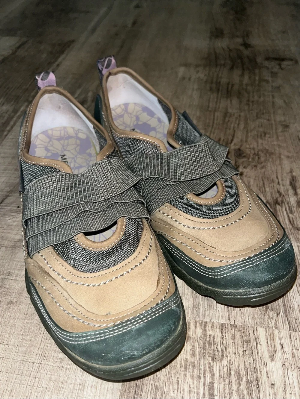 Merrell Womens Size 8 Mimosa Dusty Olive Slip On Hiking Travel Shoes EUC